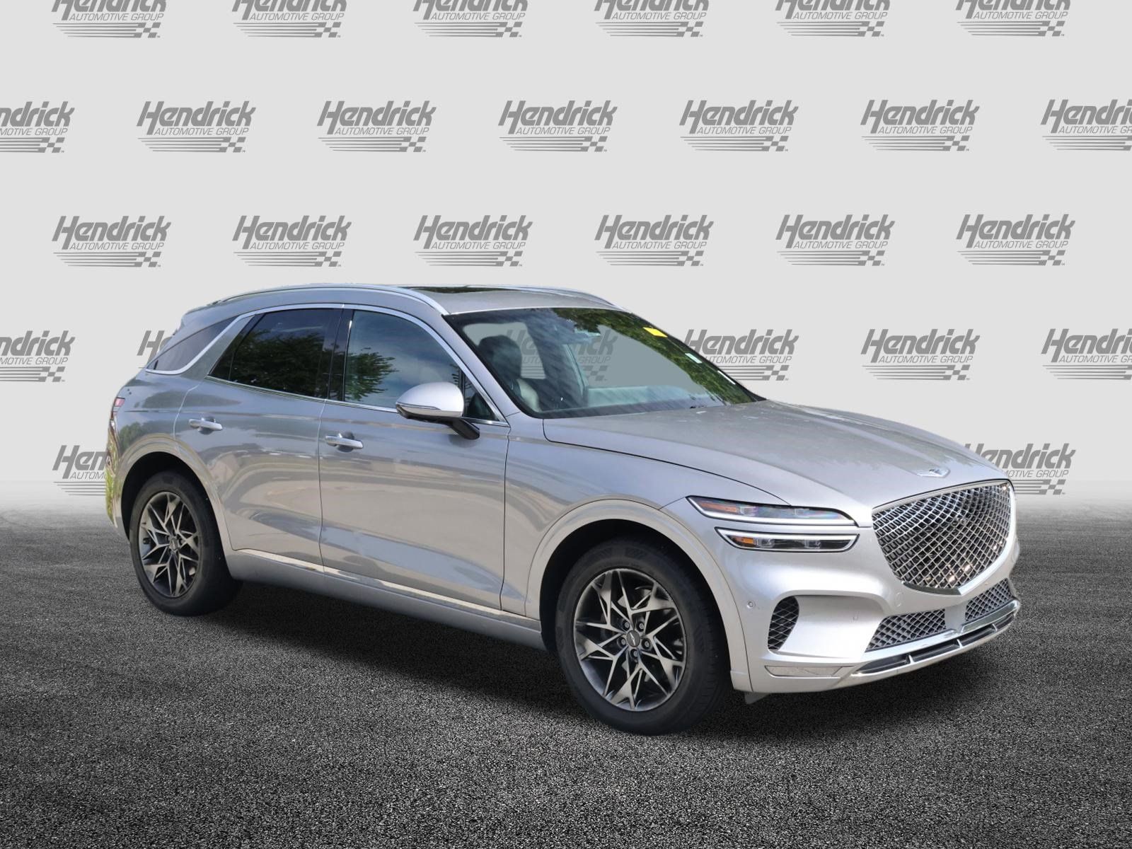 Used 2022 Genesis GV70 2.5T w/ Advanced Package AWD/4WD image 2