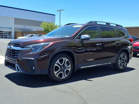 Certified 2023 Subaru Ascent Touring AWD/4WD image 2
