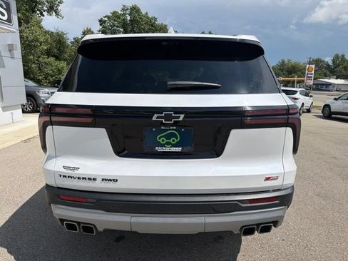 Certified 2025 Chevrolet Traverse Z71 w/ Enhanced Driving Package AWD/4WD image 4
