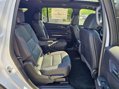 New 2026 Chevrolet Traverse Z71 AWD/4WD image 12