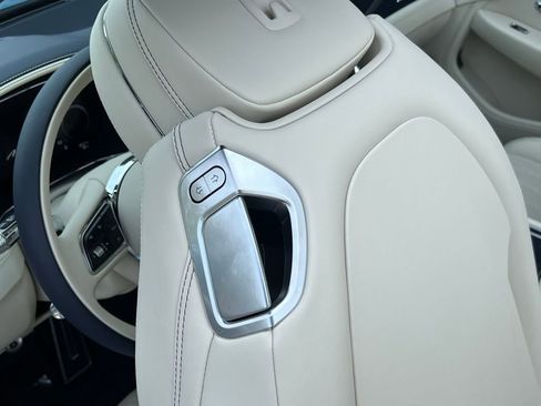 New 2026 Bentley Continental GTC AWD/4WD image 29