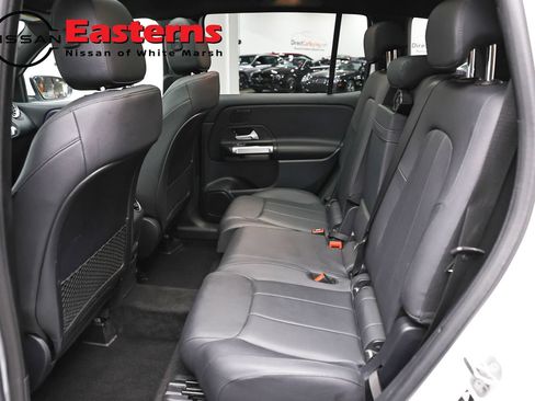 Used 2025 Mercedes-Benz GLB 250 w/ Exclusive Package image 23