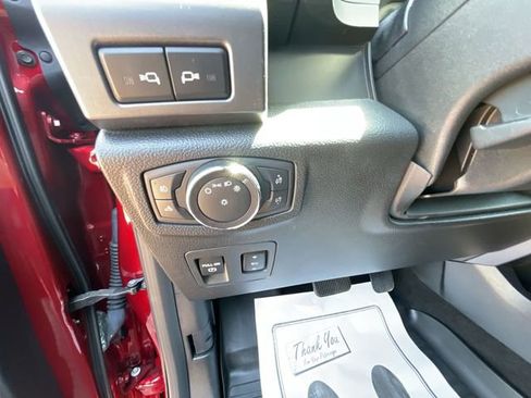 Used 2019 Ford F150 XLT w/ Equipment Group 302A Luxury AWD/4WD image 11