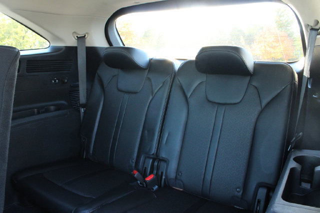 Used 2021 Kia Sorento S w/ Panoramic Sunroof Package AWD/4WD image 34