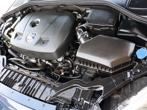 Used 2015 Volvo V60 T5 Premier image 45