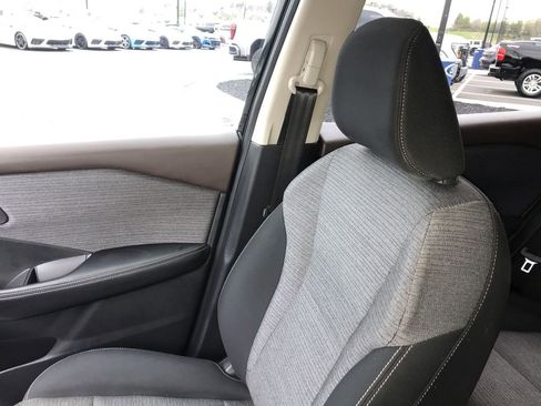 Used 2023 Nissan Rogue SV image 22