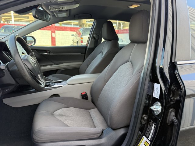 Used 2023 Toyota Camry LE w/ Convenience Package FWD image 21
