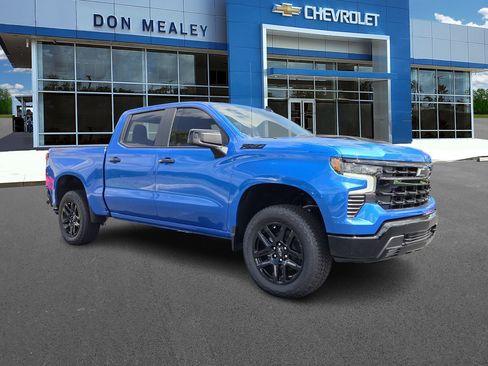New 2026 Chevrolet Silverado 1500 LT Trail Boss w/ Dark Appearance Package AWD/4WD image 1