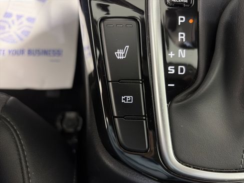 Used 2024 Kia Seltos S AWD/4WD image 32