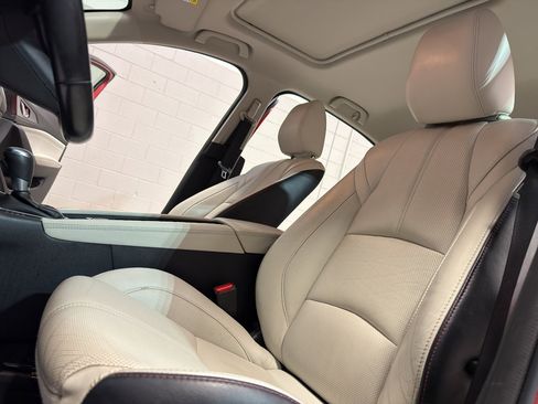 Used 2018 MAZDA MAZDA3 Grand Touring w/ Premium Equipment Package image 14