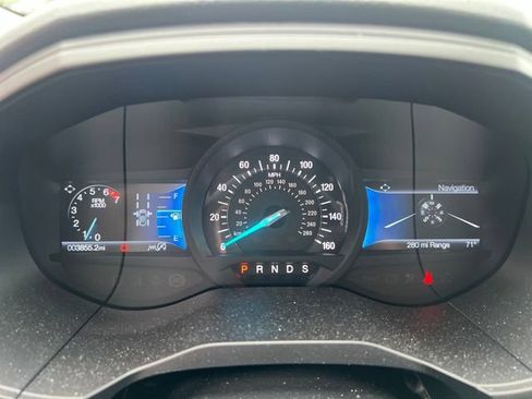 Used 2023 Ford Edge Titanium w/ Equipment Group 301A AWD/4WD image 26