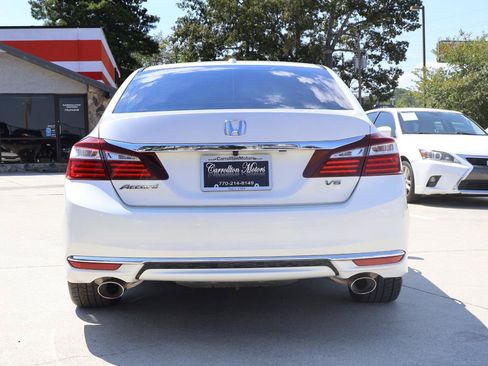 Used 2016 Honda Accord EX-L image 5