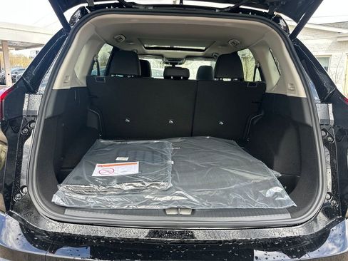 New 2026 Nissan Rogue SV image 34