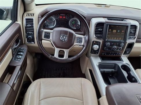 Used 2017 RAM 1500 Laramie w/ Convenience Group image 13