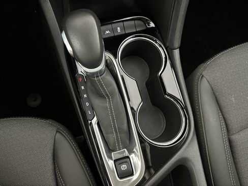 Used 2023 Buick Encore GX Select w/ Sport Touring Package FWD image 19