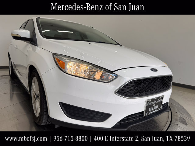 Used 2015 Ford Focus SE FWD image 1