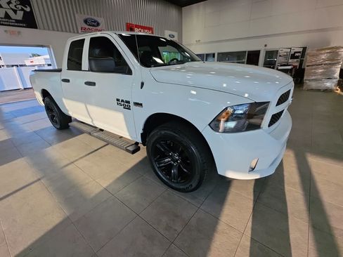 Used 2019 RAM 1500 Express w/ Express Value Package AWD/4WD image 5