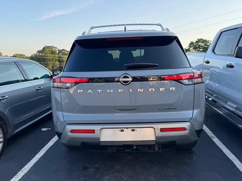 Used 2024 Nissan Pathfinder Platinum w/ Cargo Package FWD image 6