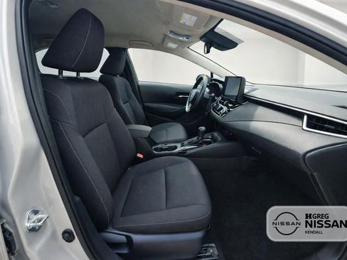 Used 2024 Toyota Corolla LE FWD image 11