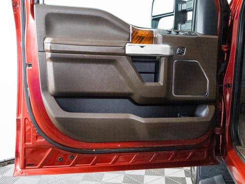 Used 2021 Ford F250 King Ranch w/ King Ranch Ultimate Package image 31