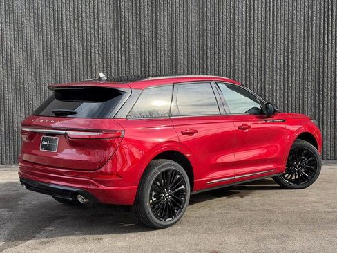 New 2026 Lincoln Corsair Premiere image 6