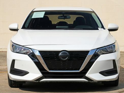 Used 2022 Nissan Sentra SV w/ Trunk Package FWD image 6