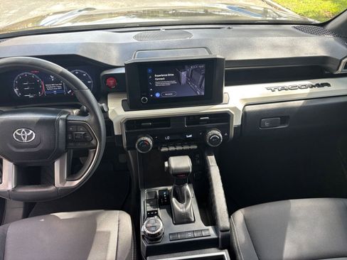 Used 2024 Toyota Tacoma TRD Off-Road AWD/4WD image 59