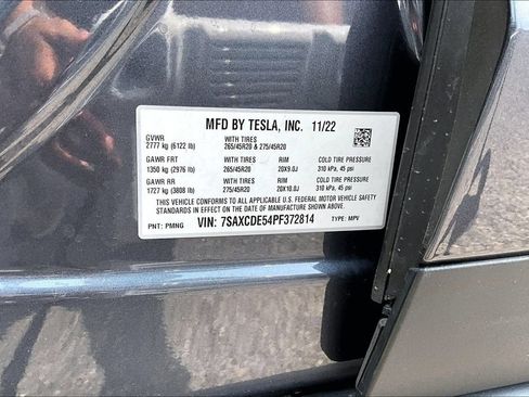 Used 2023 Tesla Model X AWD/4WD image 3