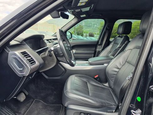 Used 2020 Land Rover Range Rover Sport HSE AWD/4WD image 25