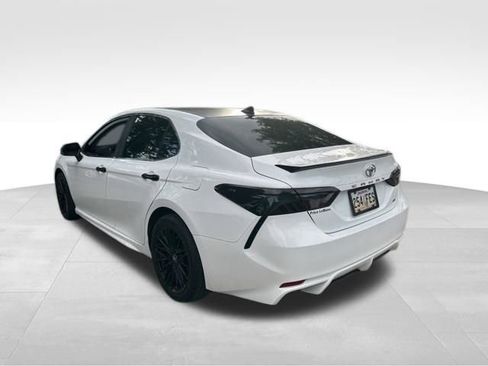 Used 2022 Toyota Camry SE FWD image 9