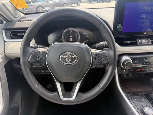 Used 2023 Toyota RAV4 Limited AWD/4WD image 7