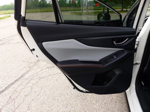 Used 2019 Subaru Crosstrek 2.0i Limited w/ Popular Package #4 image 36