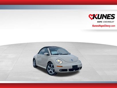 Used 2007 Volkswagen Beetle Convertible w/ Package 2