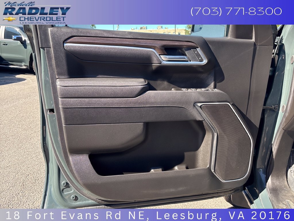 Used 2025 Chevrolet Silverado 1500 LT AWD/4WD image 12