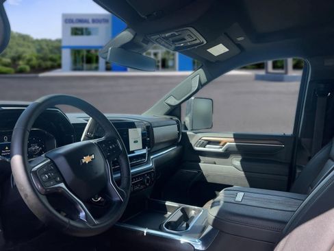 Certified 2025 Chevrolet Silverado 2500 High Country AWD/4WD image 14