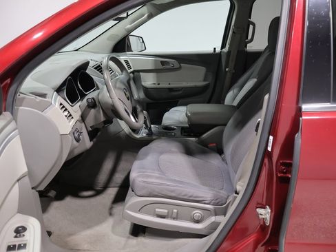 Used 2010 Chevrolet Traverse LT AWD/4WD image 9