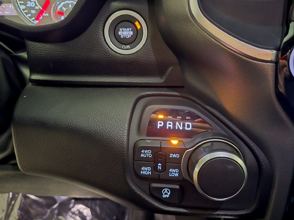 Used 2025 RAM 1500 Big Horn AWD/4WD image 30