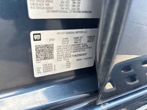 Certified 2022 Chevrolet Silverado 1500 LTZ w/ LTZ Premium Package image 32