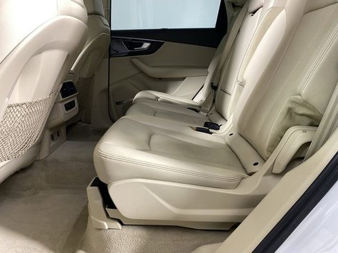Used 2018 Audi Q7 3.0T Premium Plus w/ Premium Plus Package image 26