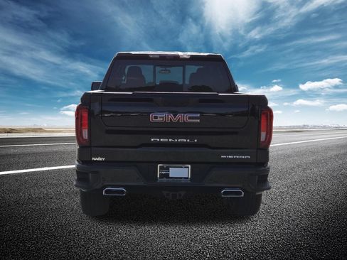 New 2026 GMC Sierra 1500 Denali w/ Denali Reserve Package AWD/4WD image 23