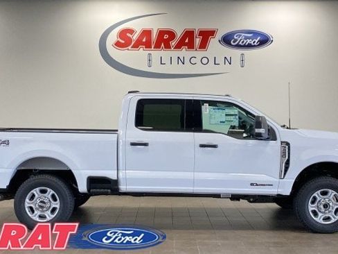 New 2026 Ford F250 XLT w/ FX4 Off-Road Package AWD/4WD image 1