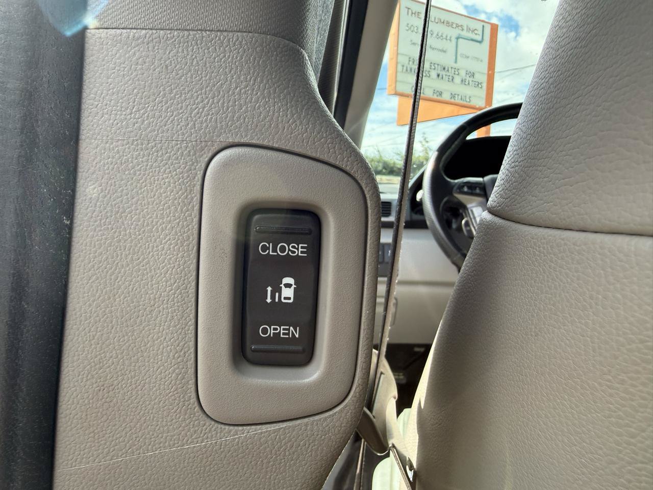 Used 2015 Honda Odyssey EX-L image 15