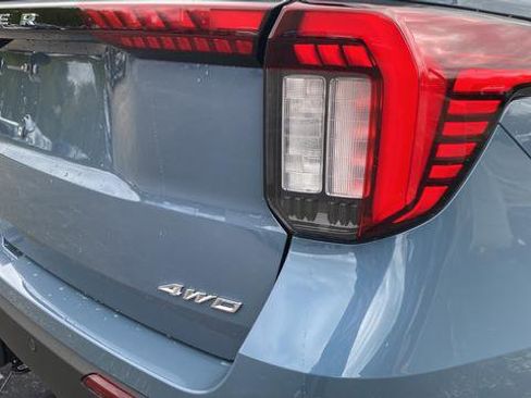 New 2026 Ford Explorer Active AWD/4WD image 33