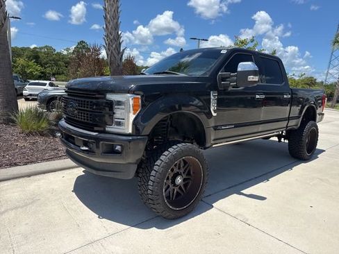 Used 2019 Ford F250 Platinum w/ Platinum Ultimate Package AWD/4WD image 1