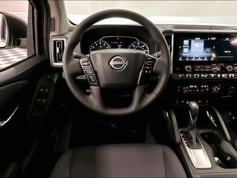 New 2026 Nissan Frontier SV w/ SV Convenience Package RWD image 23
