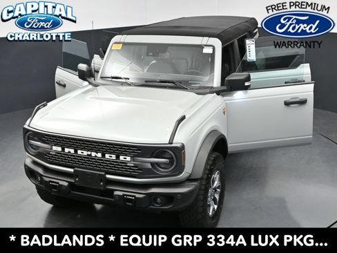 Used 2022 Ford Bronco Badlands AWD/4WD image 38