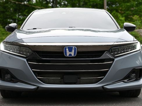 Used 2022 Honda Accord Sport image 8