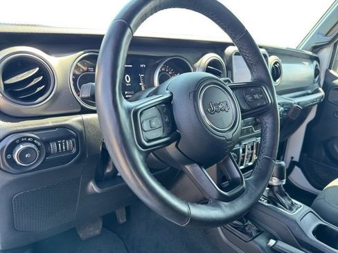 Certified 2022 Jeep Wrangler Unlimited Sport w/ Sun And Sound Package AWD/4WD image 14