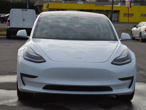 Used 2018 Tesla Model 3 Long Range image 3