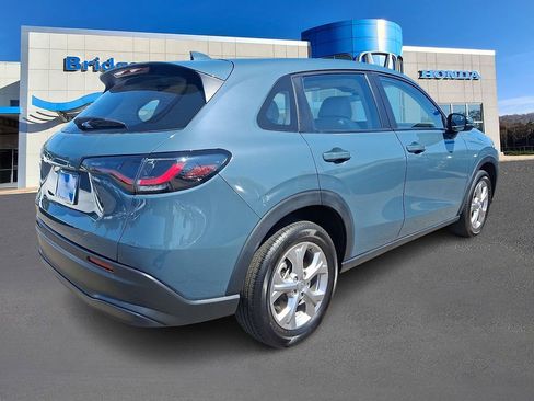 Used 2023 Honda HR-V LX image 6